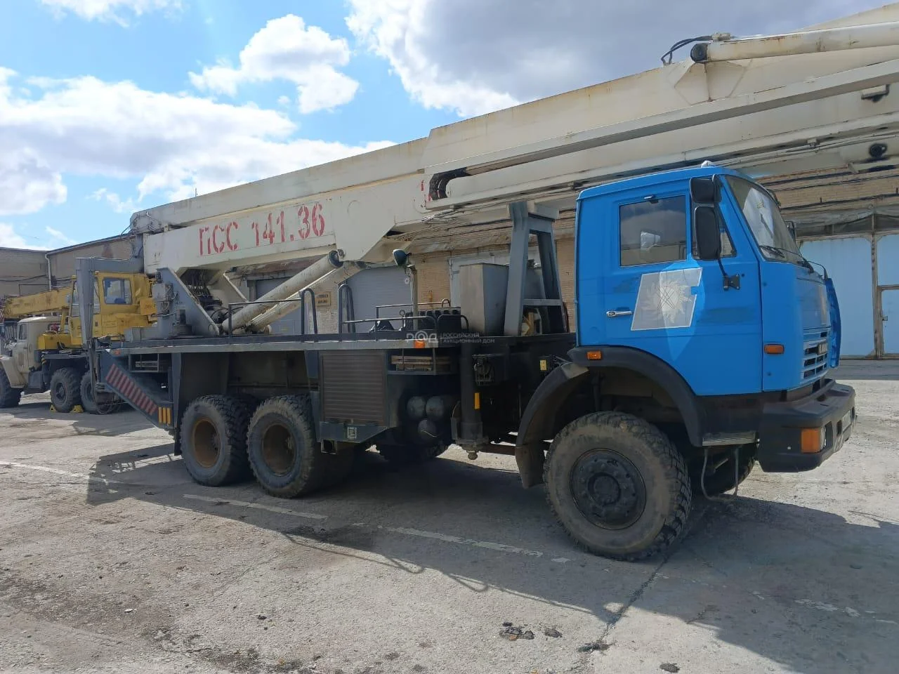 Автогидроподъёмник ПСС-141.36 на шасси КАМАЗ-53228-15. - миниатюра 9