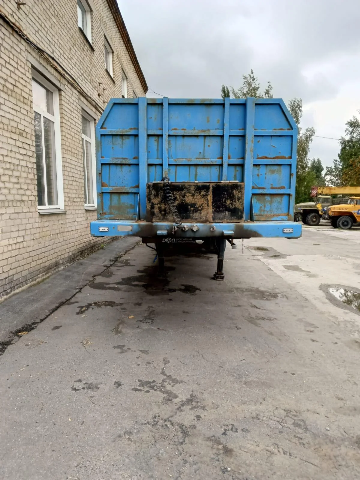 Полуприцеп -тяжеловоз ЧМЗАП-9906. - миниатюра 4