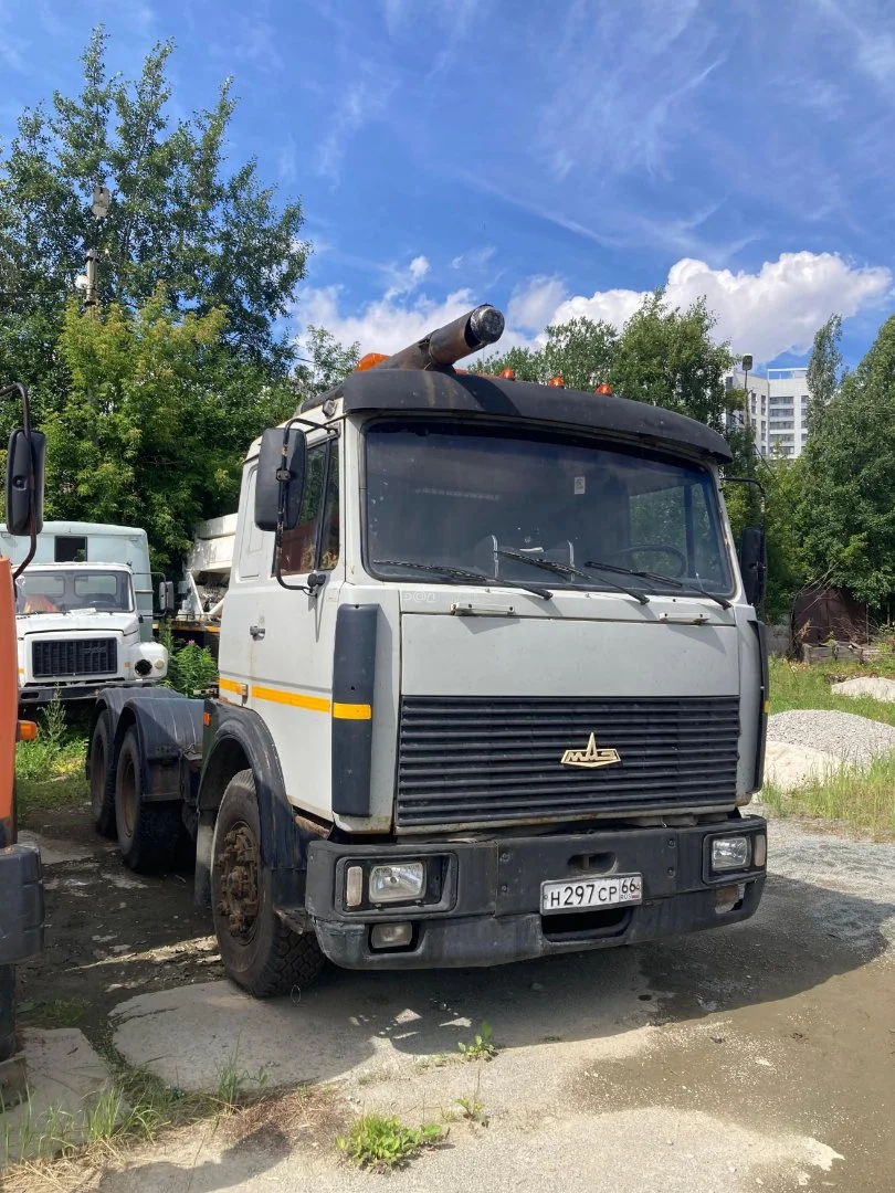 Грузовой бортовой КАМАЗ-53212 - миниатюра 2