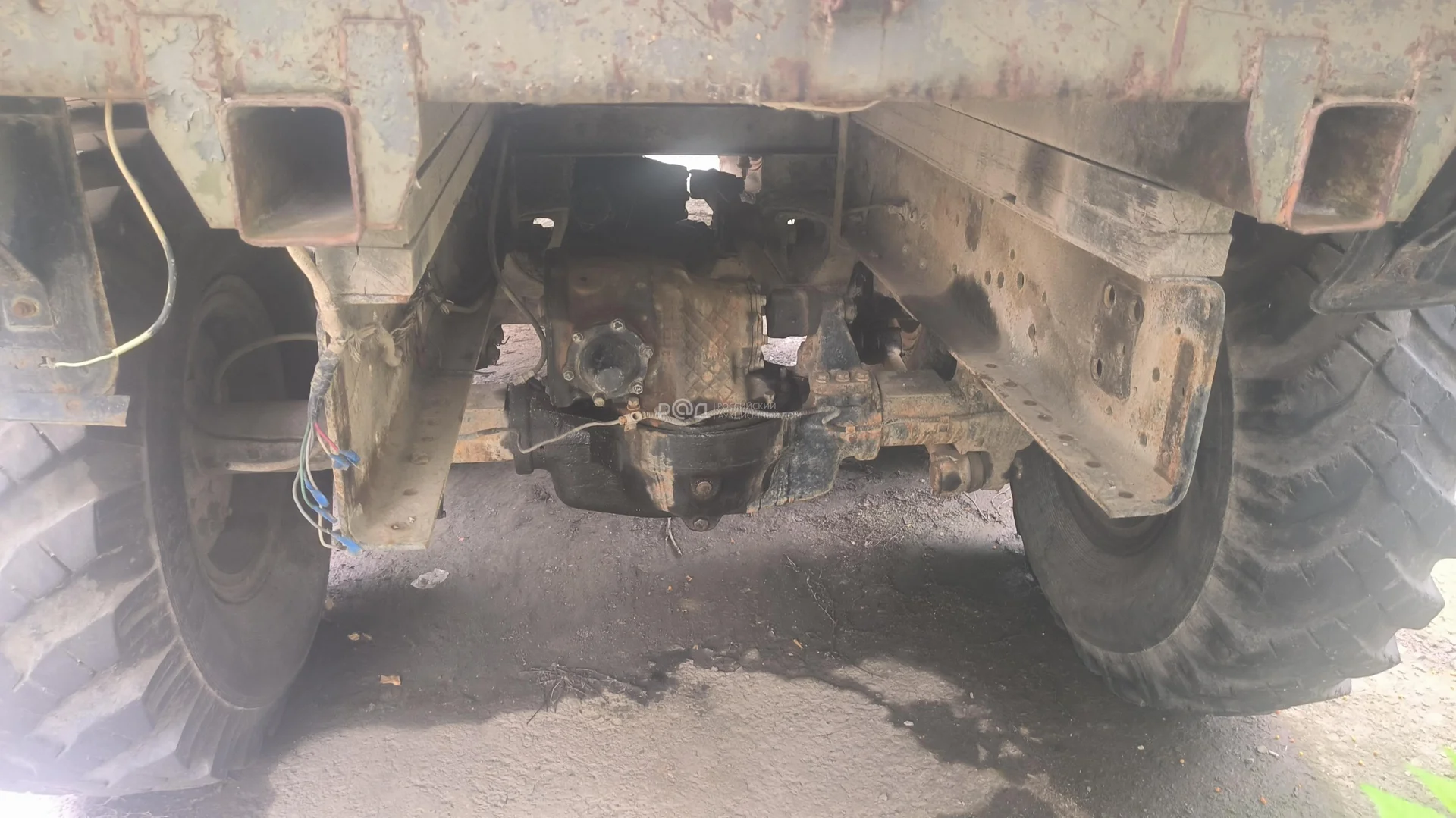 Грузовой бортовой Урал 4320-31 - миниатюра 4