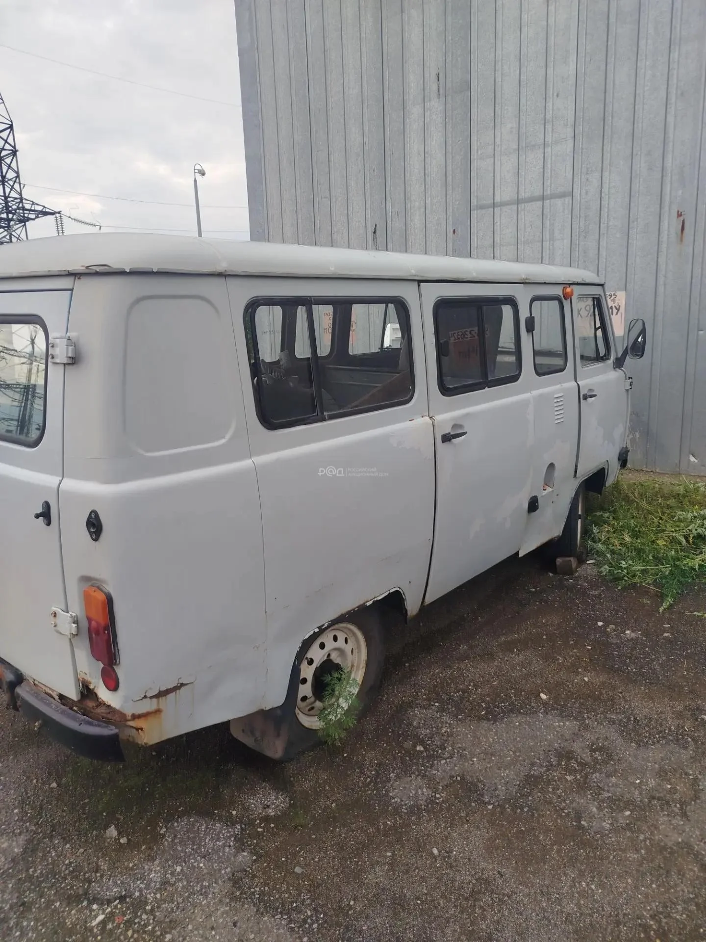 Специальный пассажирский УАЗ - 220695 - миниатюра 10