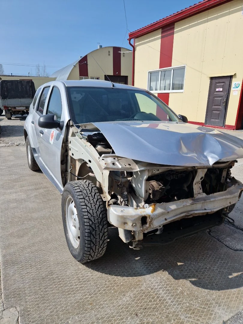 RENAULT DUSTER. - миниатюра 2