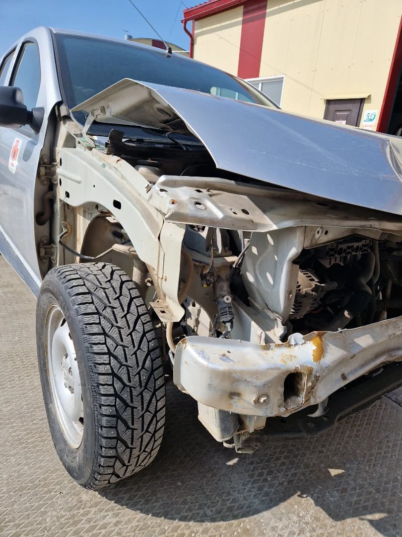 RENAULT DUSTER. - миниатюра 6