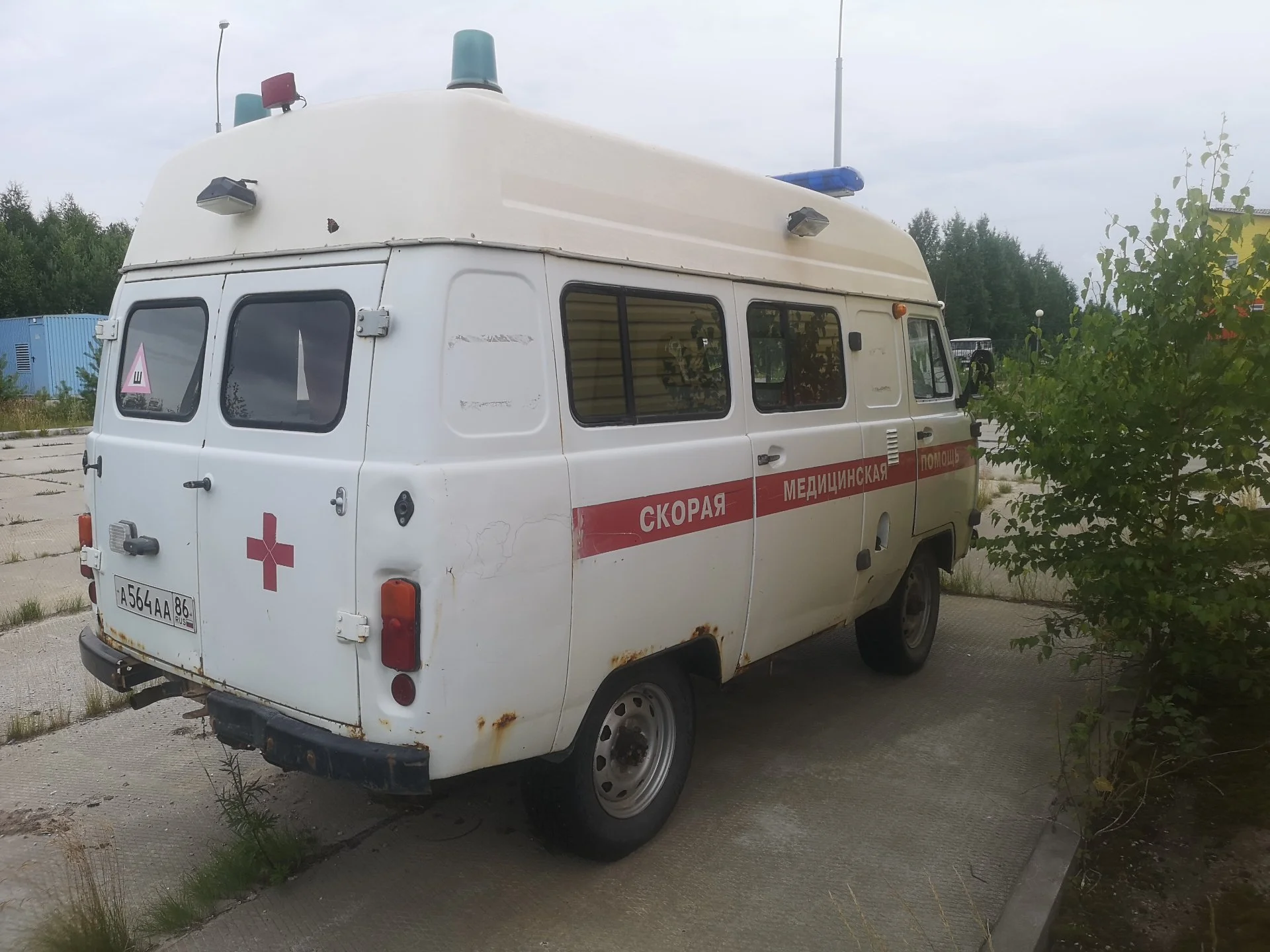 Специализ.автомобиль (А/м скорой мед.помощи) УАЗ 396255 - миниатюра 3