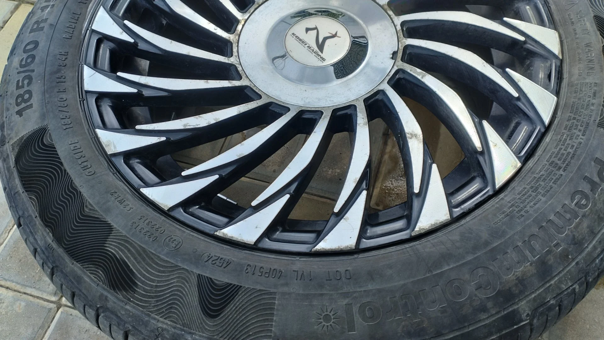 185/60 R15 шкод рапид поло 5 100 резина почти новая - миниатюра 8