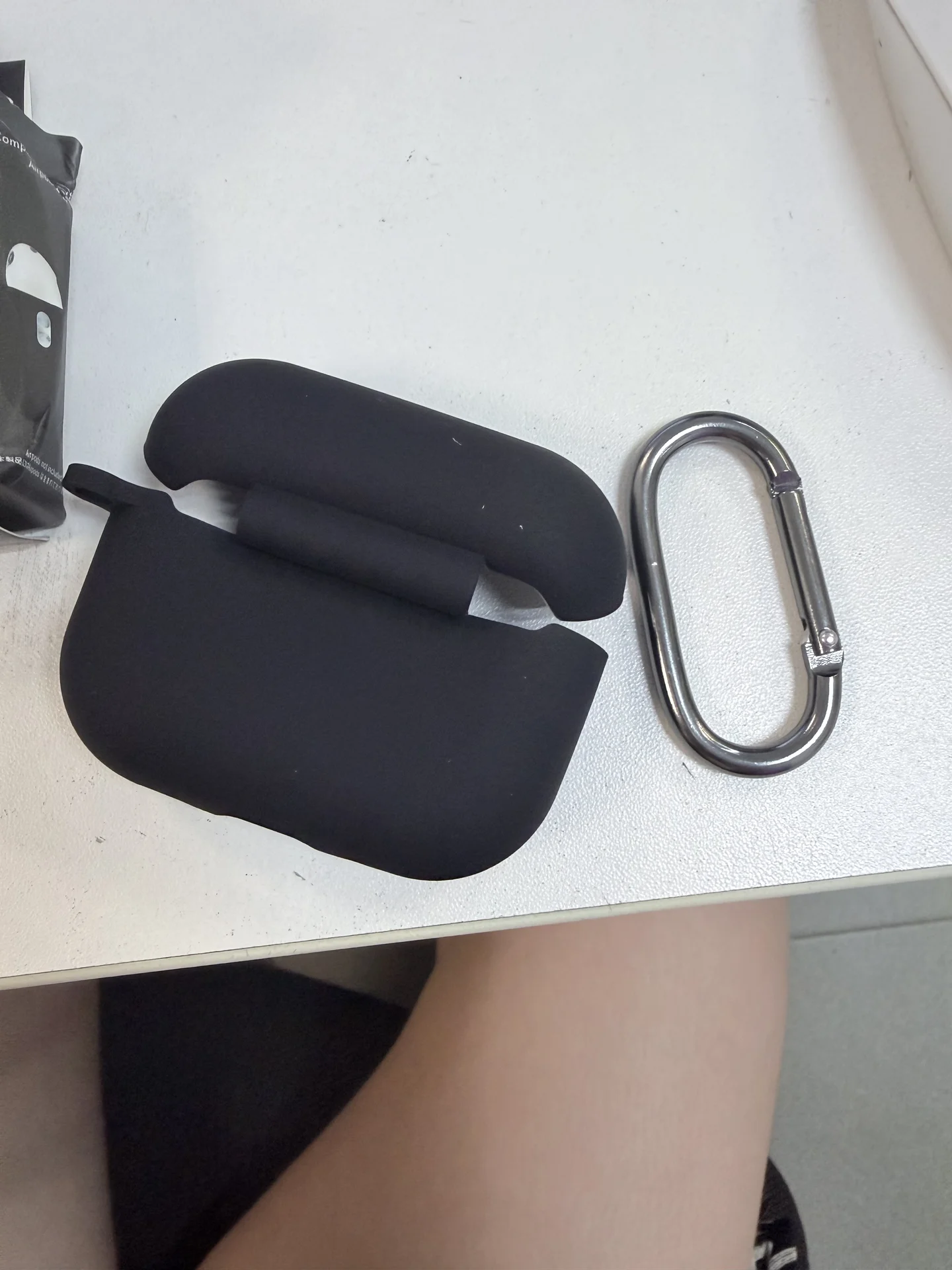 чехол для наушников airpods pro3 - миниатюра 2