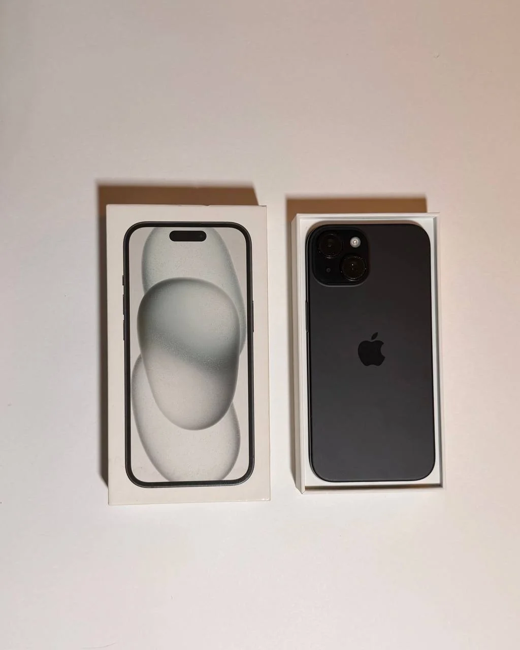 iPhone 15, 128гб, 2SIM, черного цвета - миниатюра 3