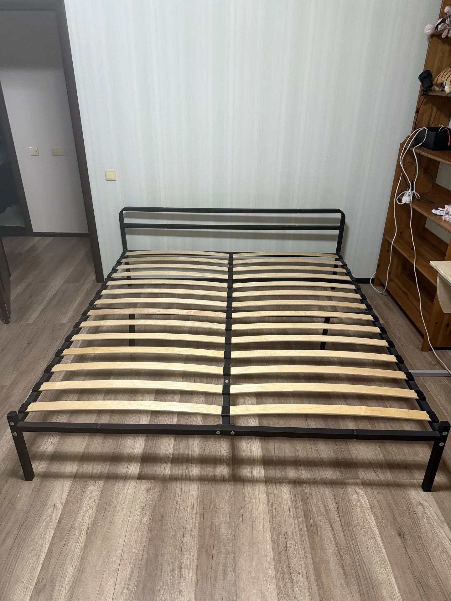 Кровать каркас железная 180*200