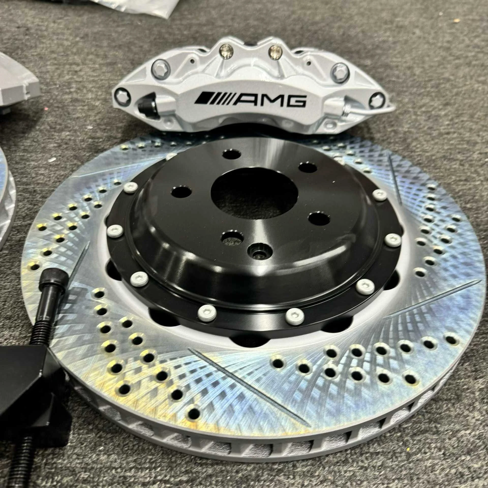 Тормоза Brembo Mercedes Benz C-klasse - изображение 1