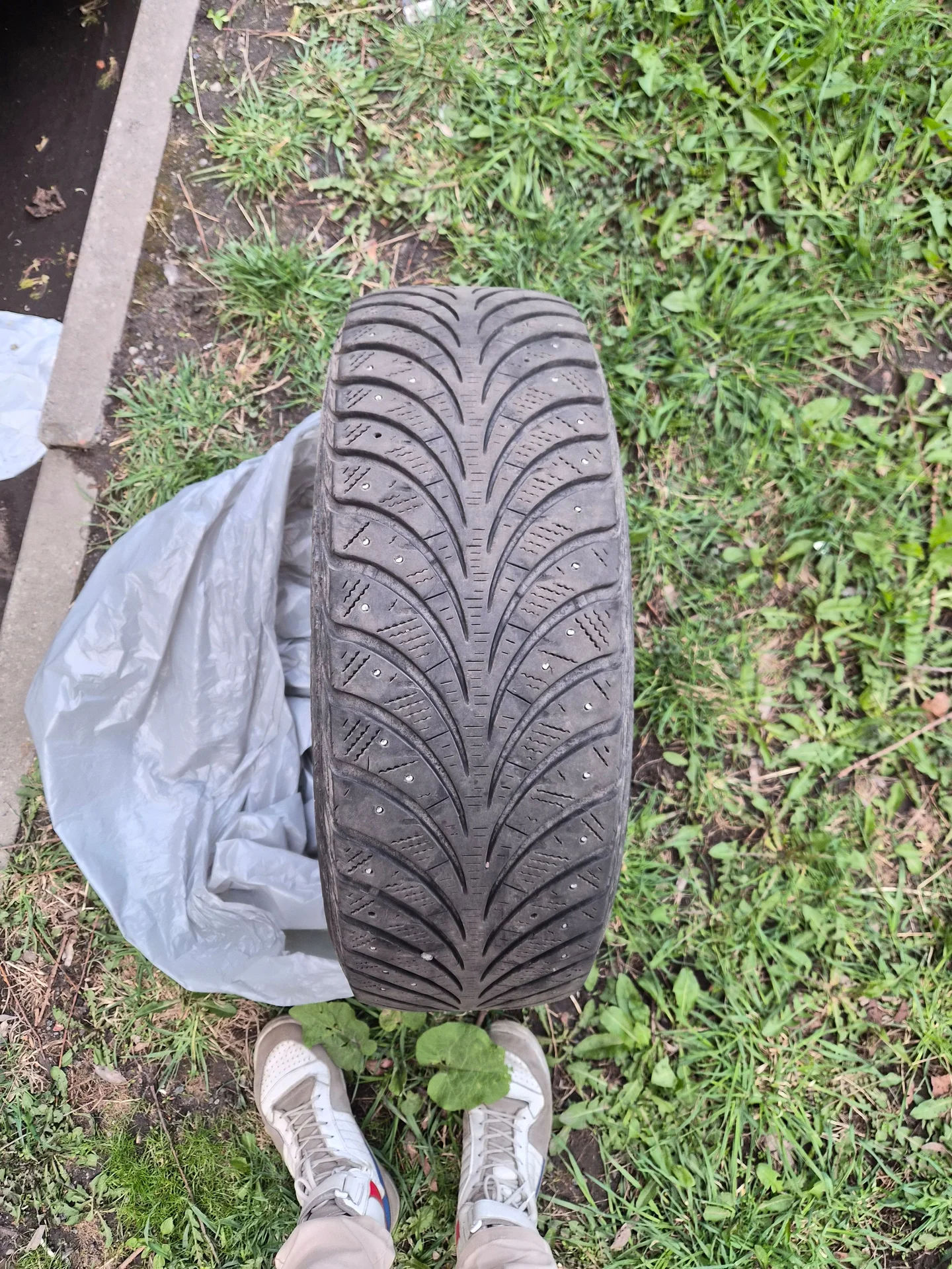 Goodyear UltraGrip Extreme 215/65 r16 - миниатюра 4