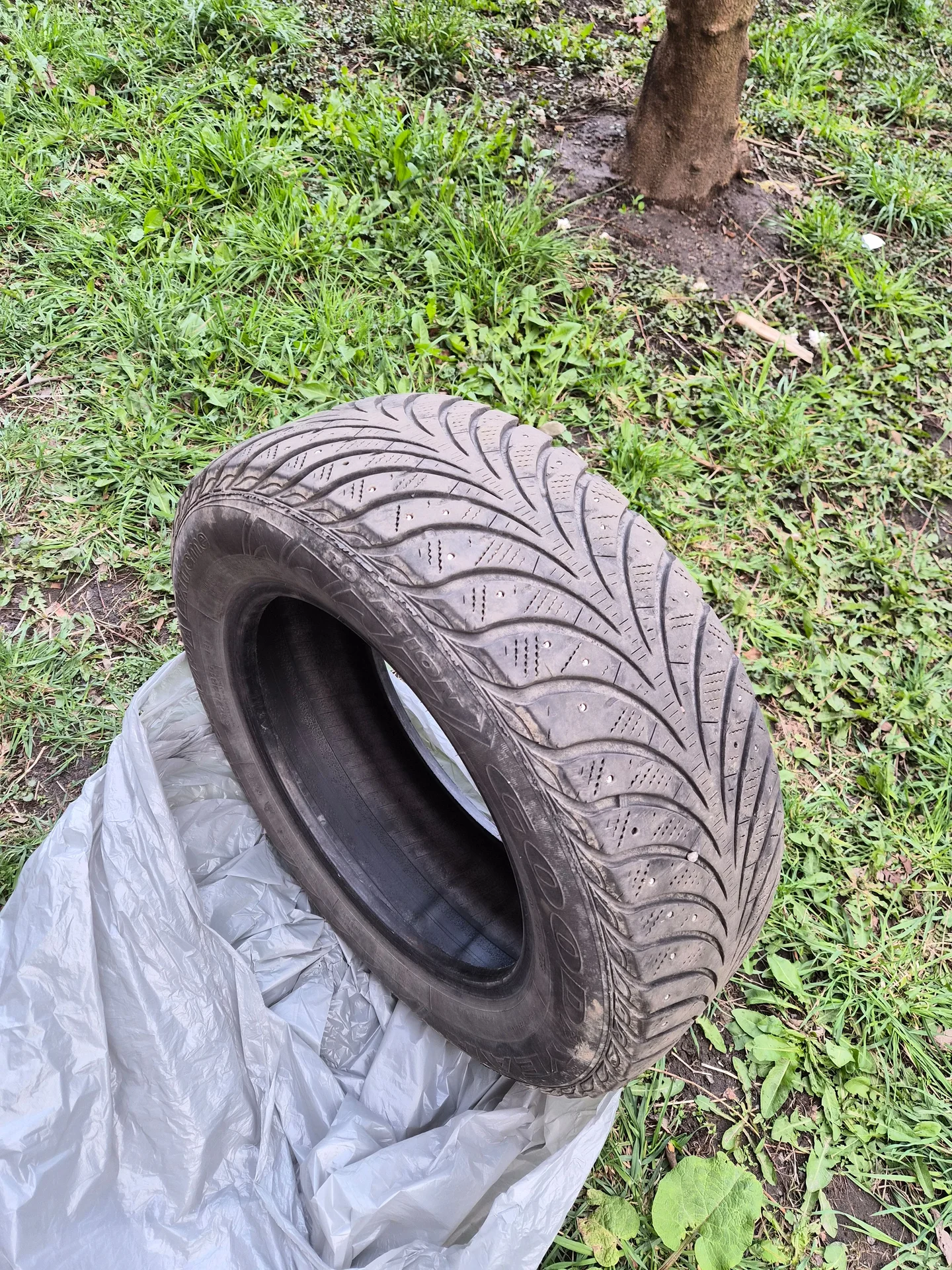 Goodyear UltraGrip Extreme 215/65 r16 - миниатюра 5