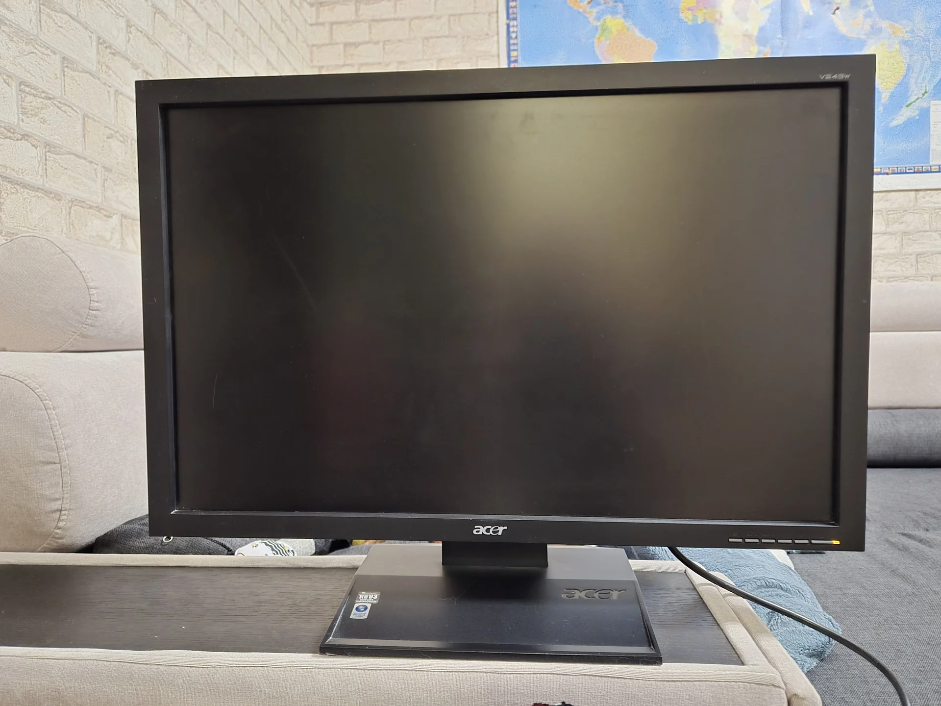 Монитор Acer V243Wbd - изображение 1