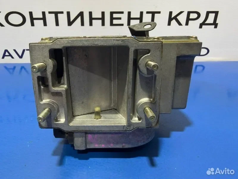 Расходомер воздушный Toyota Camry VCV10 3VZ - миниатюра 3