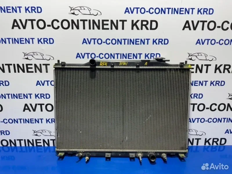 Радиатор основной Honda Stepwgn RF4 K20A - изображение 1