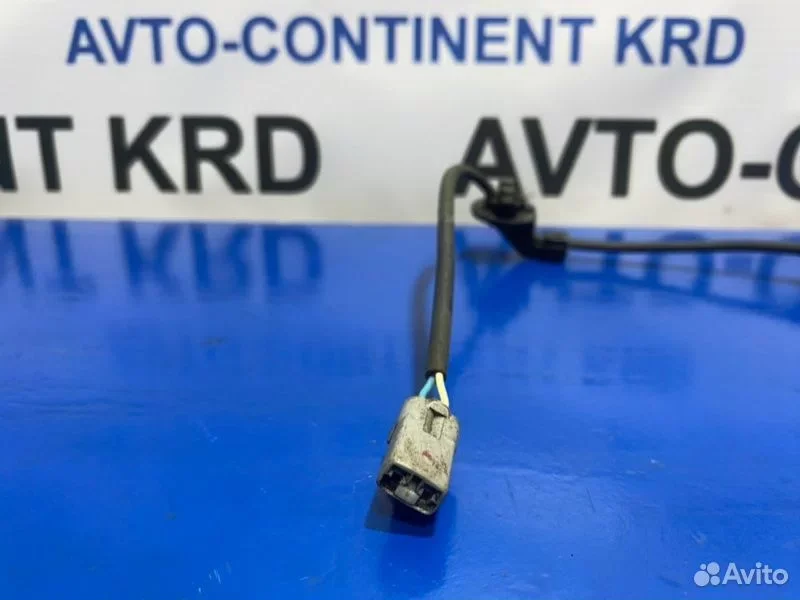 Датчик abs передний правый Toyota Passo KGC10 1KR - миниатюра 4