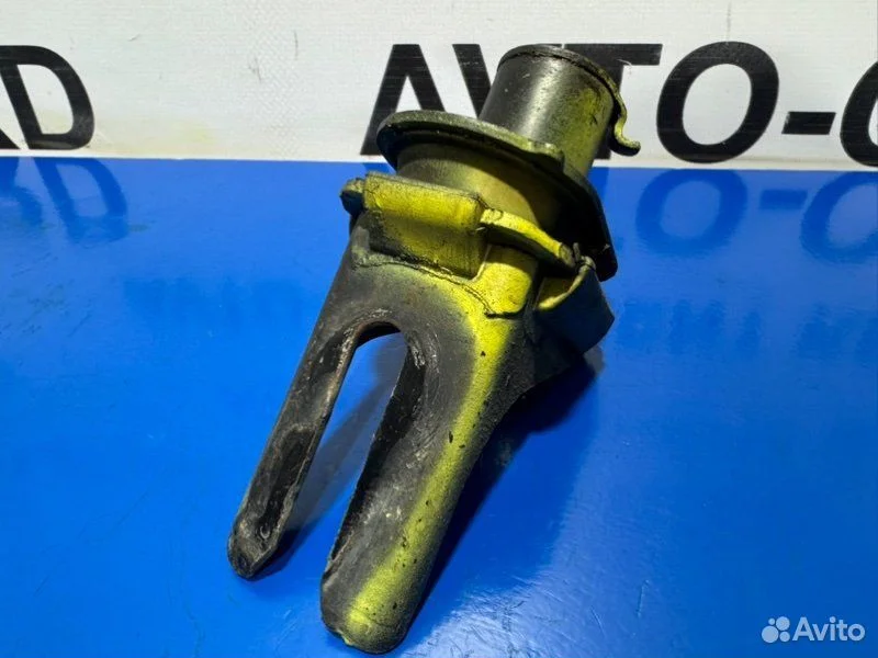 Подушка подрамника левая Honda Elysion RR4 J30A - изображение 1