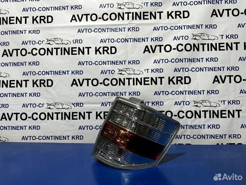 Стоп правый Toyota Alphard ATH10 2AZ - изображение 1