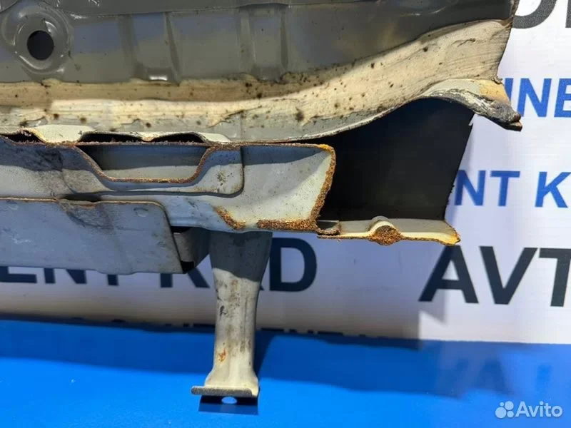 Rear cut задний Honda Elysion RR3 J30A - миниатюра 4