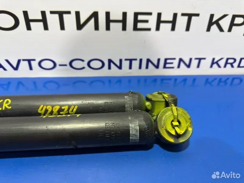 Амортизатор задний daihatsu Thor M900S 1KR - миниатюра 3