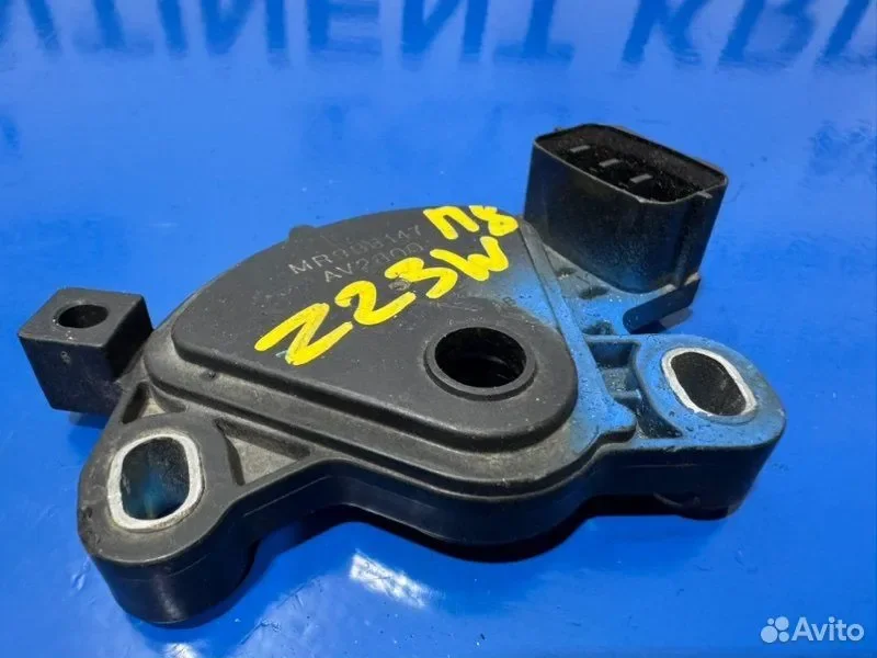 Датчик селектора АКПП Mitsubishi Colt Z23W 4A91 - изображение 1