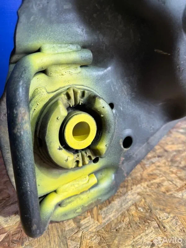 Балка под двс Honda Elysion RR1 K24A - миниатюра 5