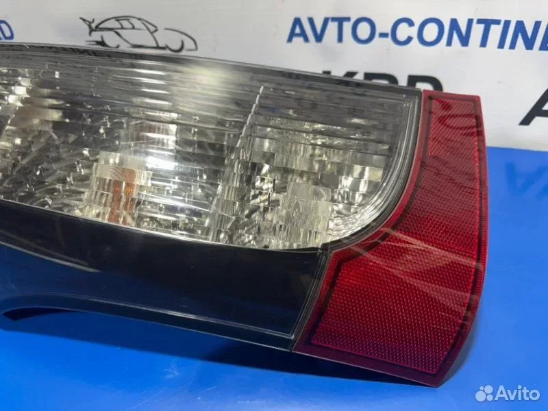 Стоп левый Mitsubishi Grandis NA4W 4G69 - миниатюра 2