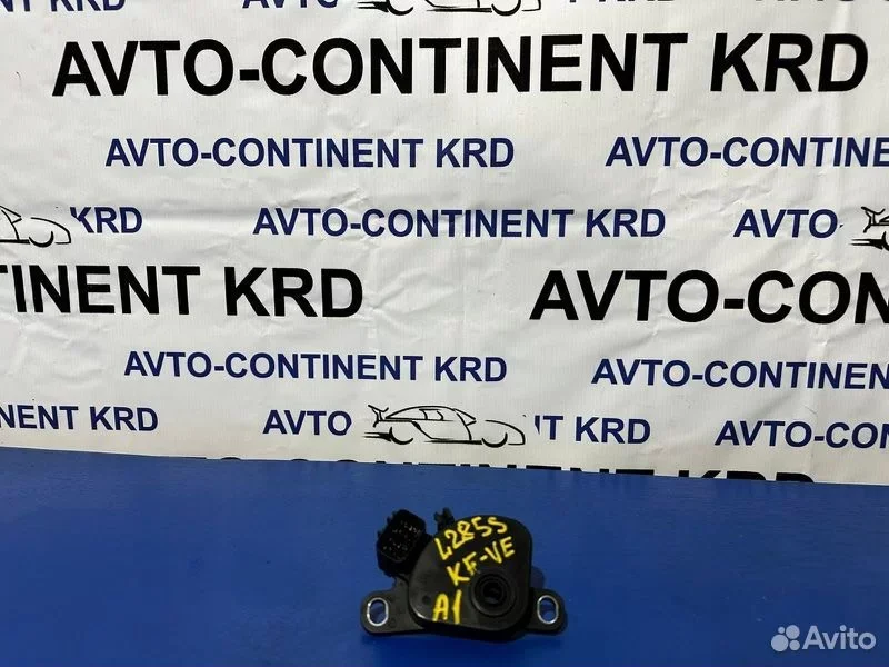 Датчик селектора АКПП Daihatsu Mira L285S KF - изображение 1