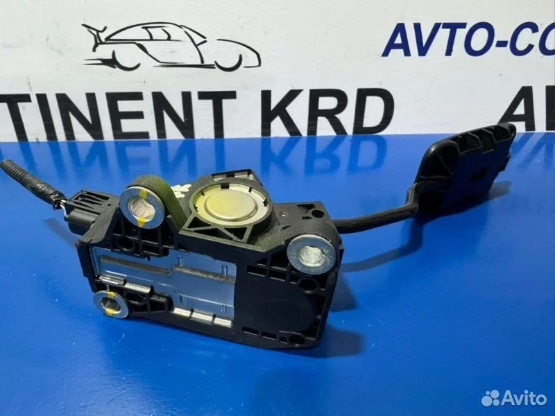 Педаль подачи топлива Honda Stepwgn RP3 L15B - миниатюра 7