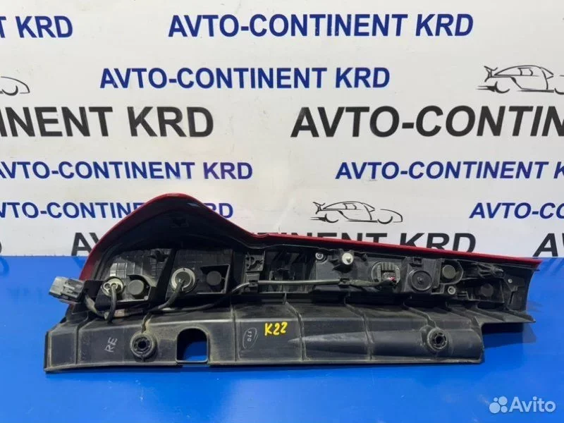 Стоп правый Toyota Tank M900A 1KR - миниатюра 3