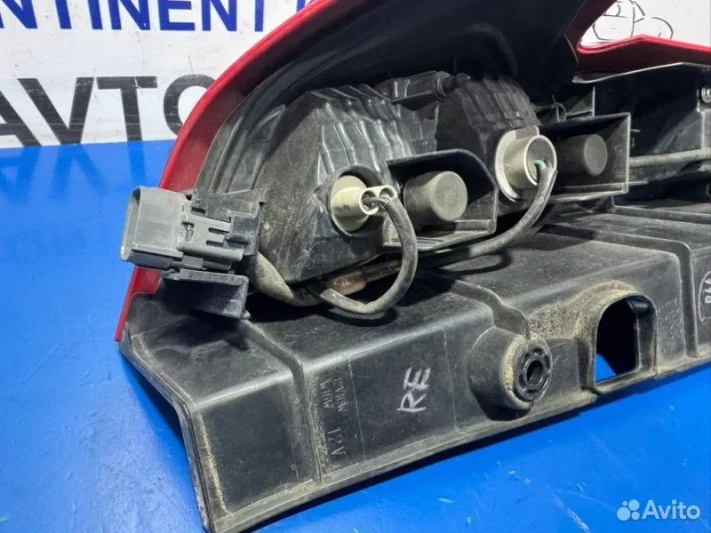 Стоп правый Toyota Tank M900A 1KR - миниатюра 4