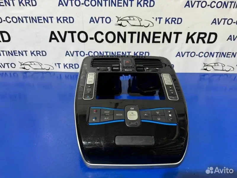Блок управления климат-контролем Nissan Leaf AZE0 - миниатюра 3