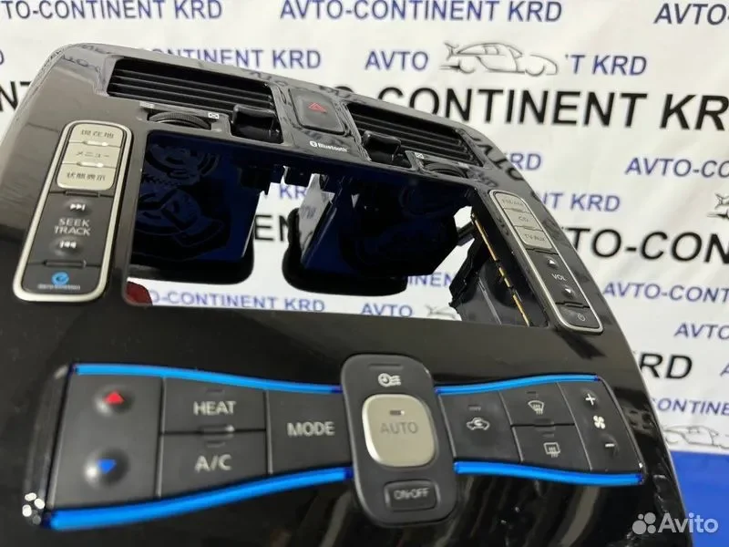 Блок управления климат-контролем Nissan Leaf AZE0 - миниатюра 4