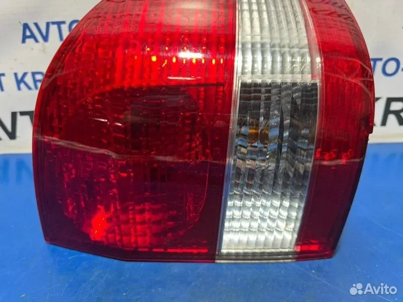 Стоп левый Toyota Alphard ANH10 2AZ - миниатюра 3