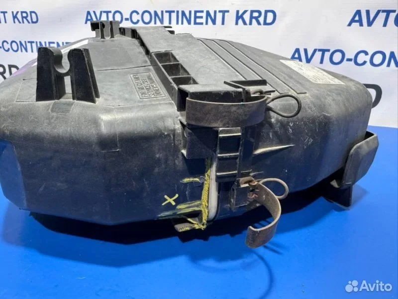 Корпус воздушного фильтра Toyota Alphard ANH10 2AZ - миниатюра 6