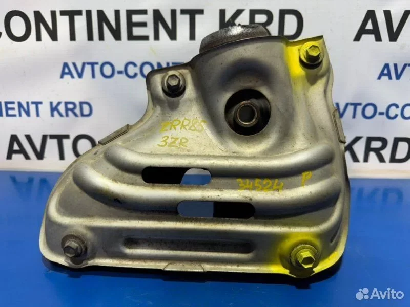 Коллектор выпускной Toyota Voxy ZRR85 3ZR - изображение 1
