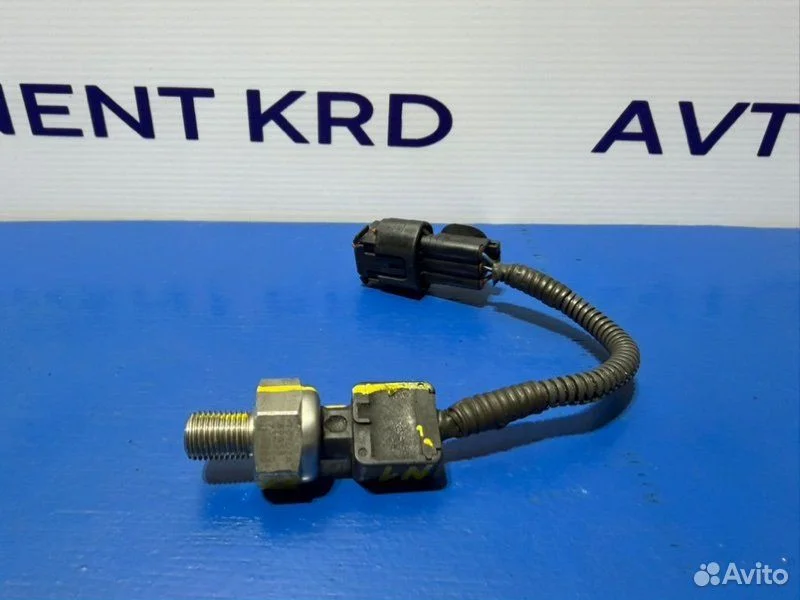 Датчик давления топлива Toyota Mark X GRX120 4GR - миниатюра 3
