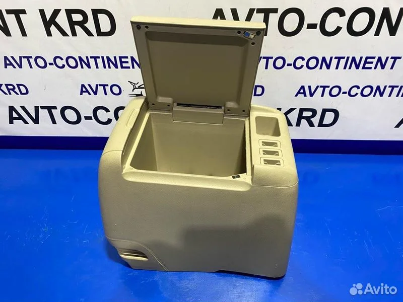 Бардачок между сиденьями Toyota Alphard ANH10 2AZ - миниатюра 6