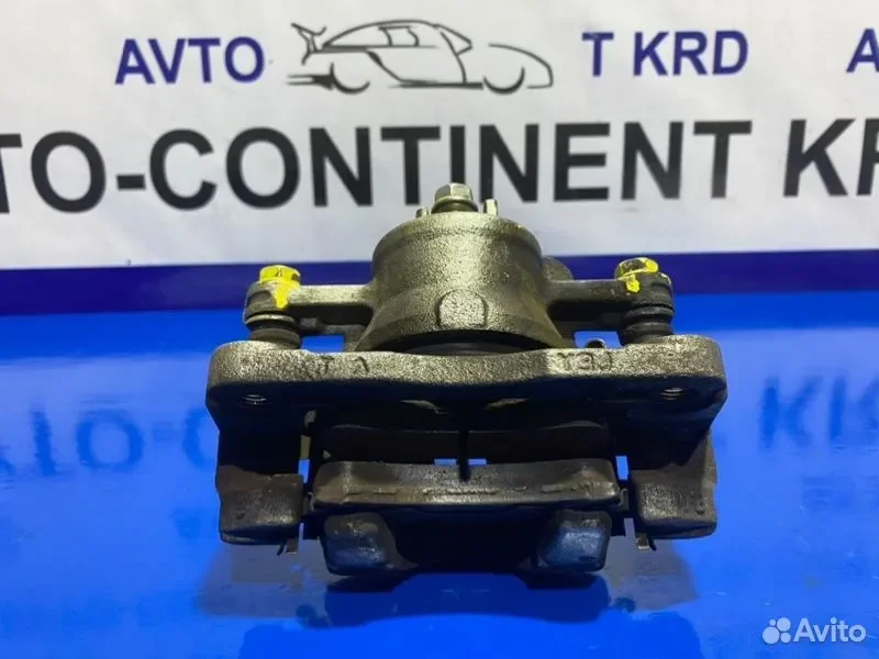 Суппорт тормозной передний правый Suzuki Alto - миниатюра 3