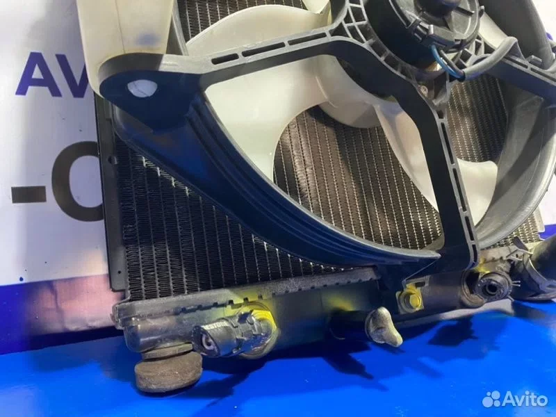 Радиатор основной Honda Fit GD1 L13A - миниатюра 4