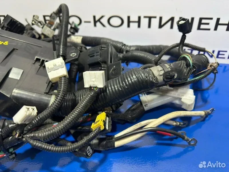 Блок предохранителей Honda Stepwgn RP3 L15B - миниатюра 2
