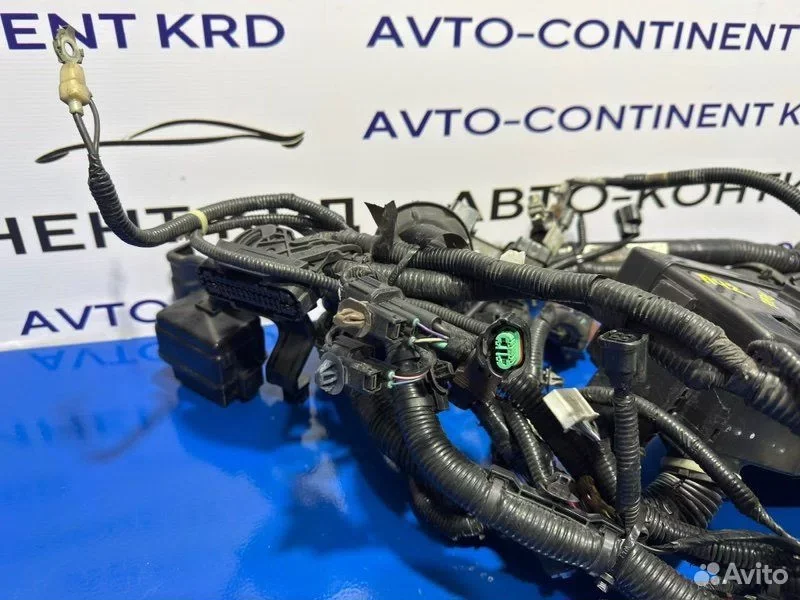 Блок предохранителей Honda Stepwgn RP3 L15B - миниатюра 4