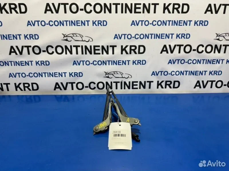 Петля капота Nissan March AK12 CR12 - изображение 1