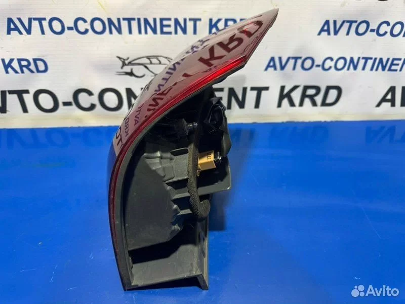 Стоп правый Toyota Alphard ANH10 2AZ - миниатюра 4