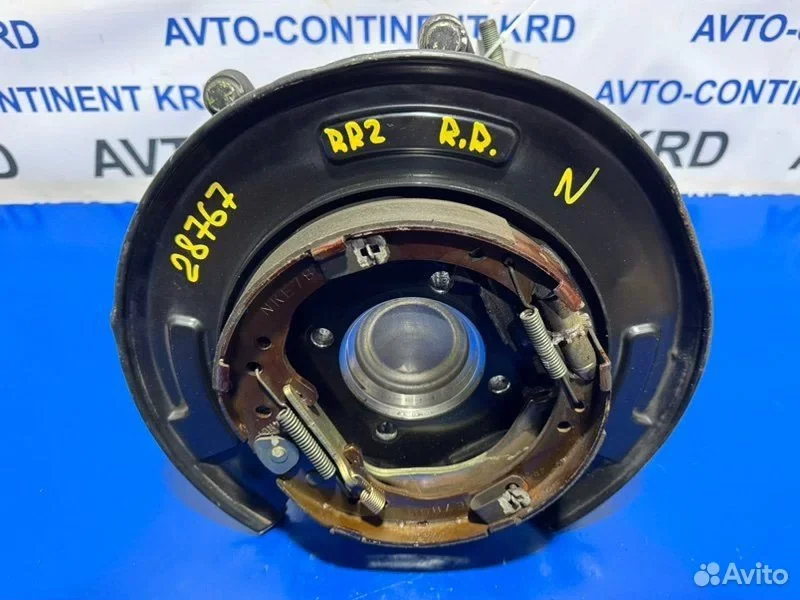 Поворотный кулак задний правый Honda Elysion RR1 - миниатюра 2