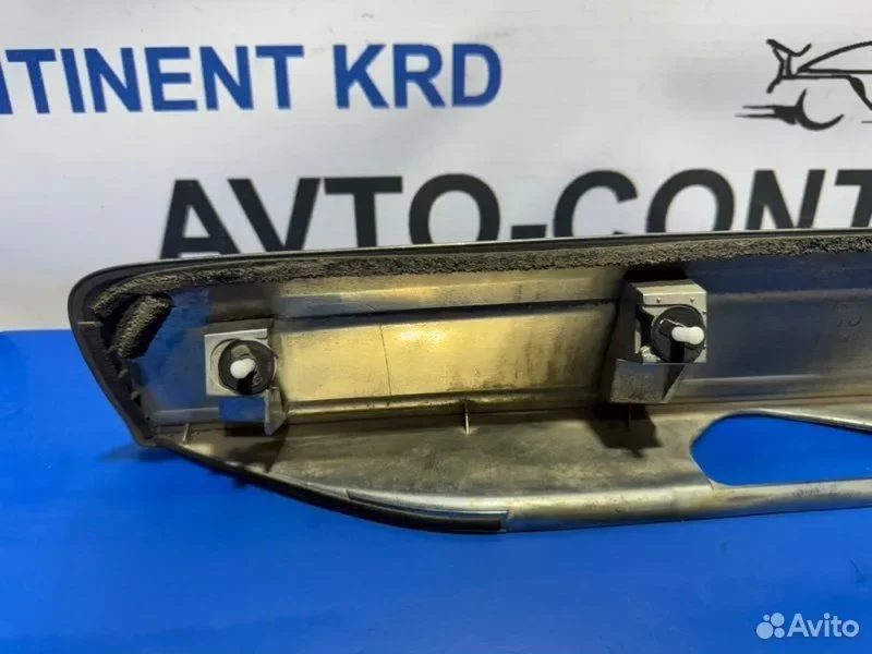 Накладка на дверь багажника Honda Stepwgn RK1 R20A - миниатюра 9
