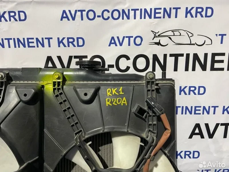 Радиатор основной Honda Stepwgn RK1 R20A - миниатюра 2