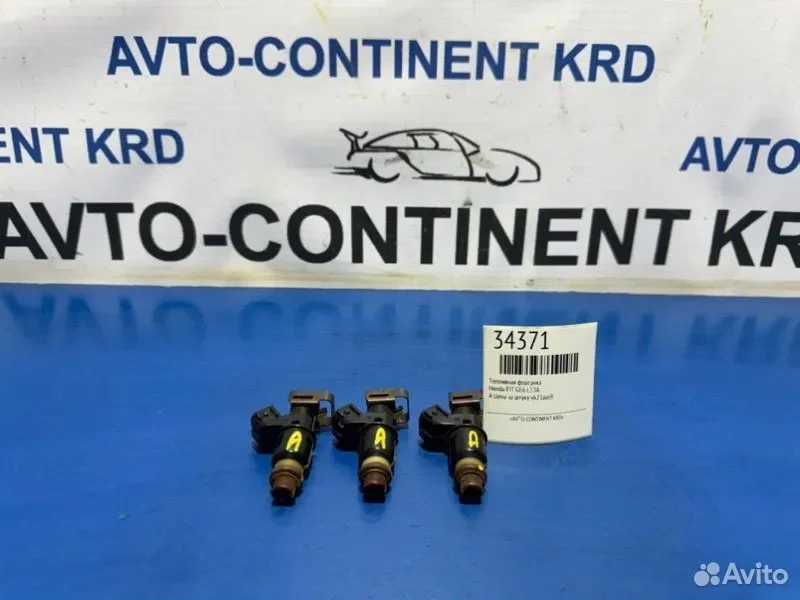 Топливная форсунка Honda FIT GE6 L13A - изображение 1