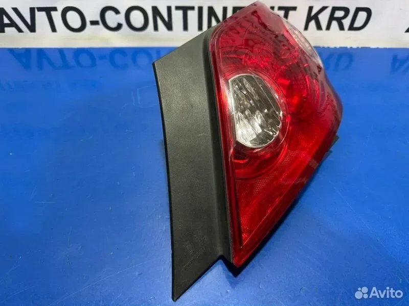 Стоп правый Toyota Mark X GRX120 4GR - миниатюра 2
