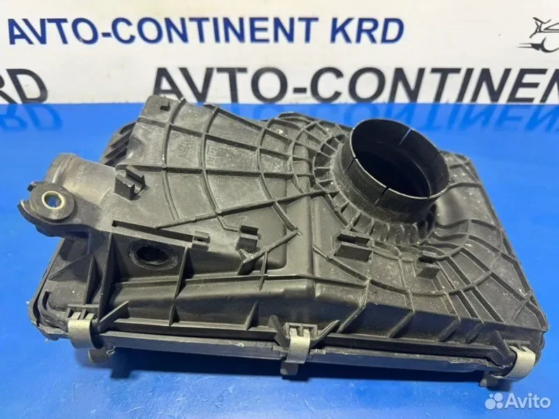 Корпус воздушного фильтра Nissan March K11 CG10 - миниатюра 3