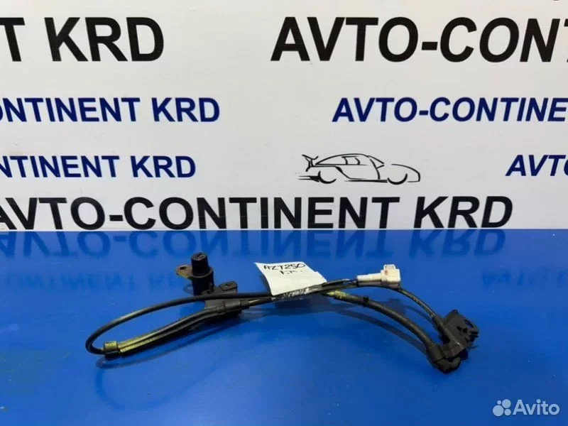 Датчик abs передний правый Toyota Avensis AZT250 - изображение 1